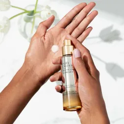 Revitalinsg Supreme Sculpting Serum 2